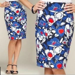 TALBOTS RED WHITE AND BLUE FLORAL PRINT PENCUL SKIRT SIZE 2P